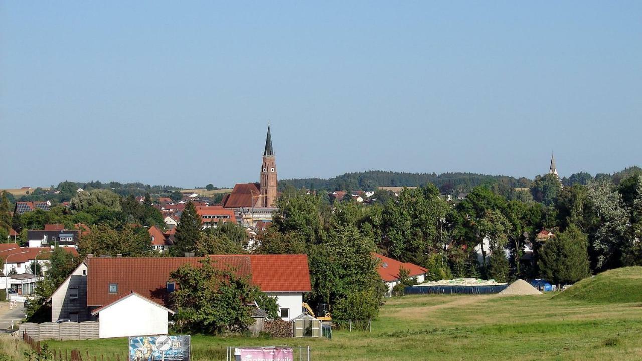 Pension Geno Geisenhausen ภายนอก รูปภาพ